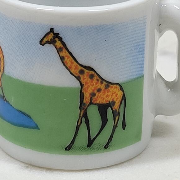 VTG Miniature Ceramic Safari Zoo Elephant Giraffes Mug Cup Collectible 1.25" - Picture 2 of 14